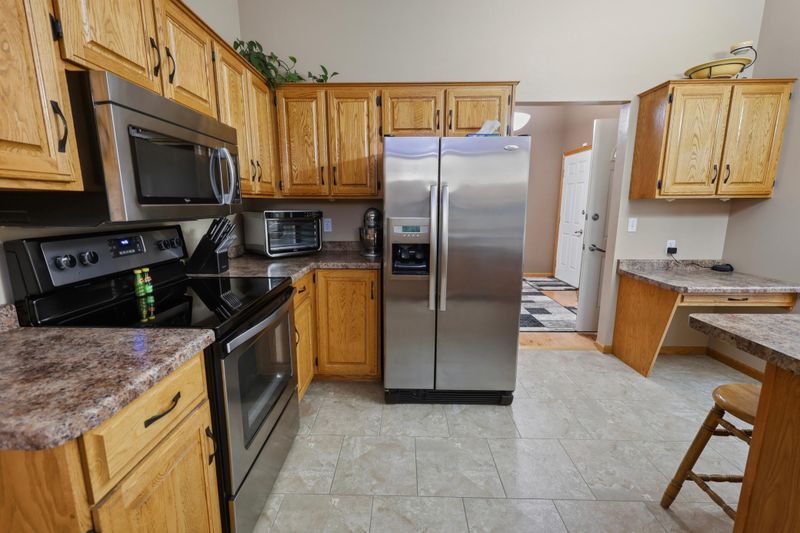 1909 Prairie Hill Rd, Saint Cloud, MN 56301