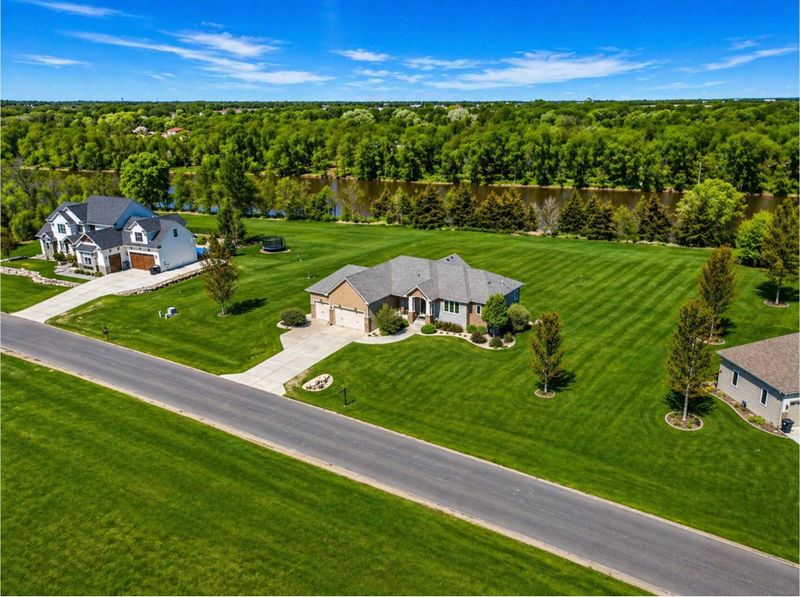 9792 105th St NE, Otsego, MN 55362