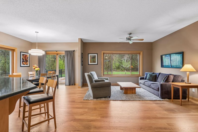 20269 Eidelweiss St NW, Cedar, MN 55011