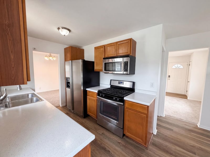 6319 Perry Ave N, Brooklyn Center, MN 55429