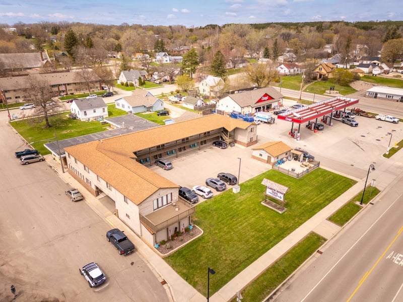 604 N Main St, Starbuck, MN 56381