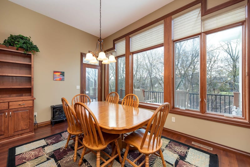 105 Viking Ct, Mankato, MN 56001