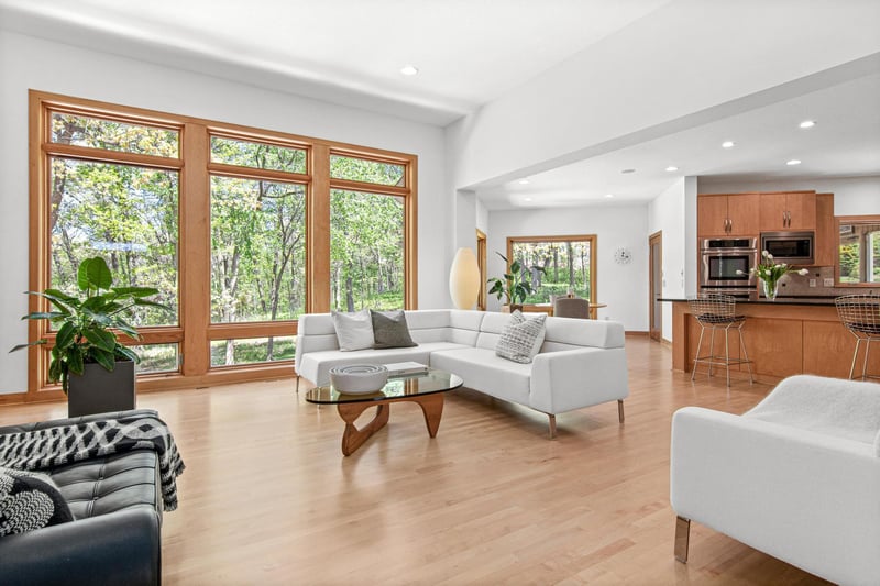 21019 France Blvd, Lakeville, MN 55044