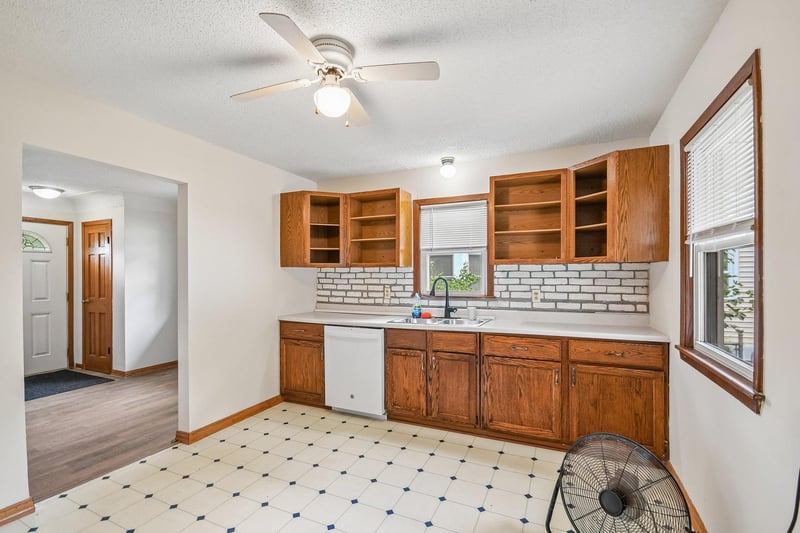 5324 Emerson Ave N, Brooklyn Center, MN 55430