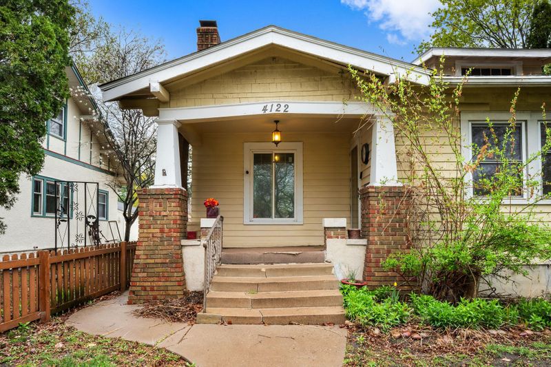 4122 Nawadaha Blvd, Minneapolis, MN 55406