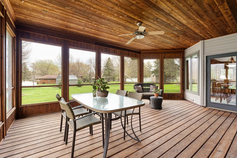 805 27th St SW, Austin, MN 55912