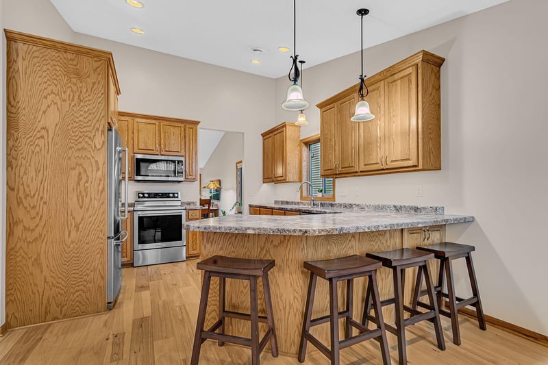 5424 Tee To Green St, Saint Cloud, MN 56304