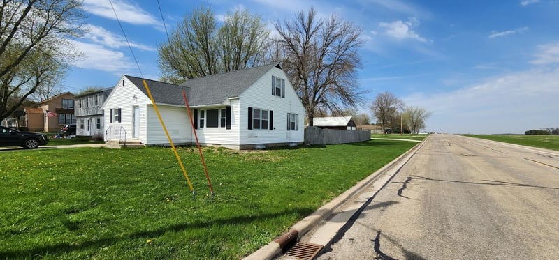 310 Locust St, Lyle, MN 55953