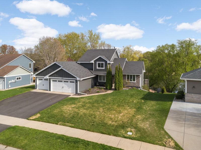3944 143rd St W, Rosemount, MN 55068