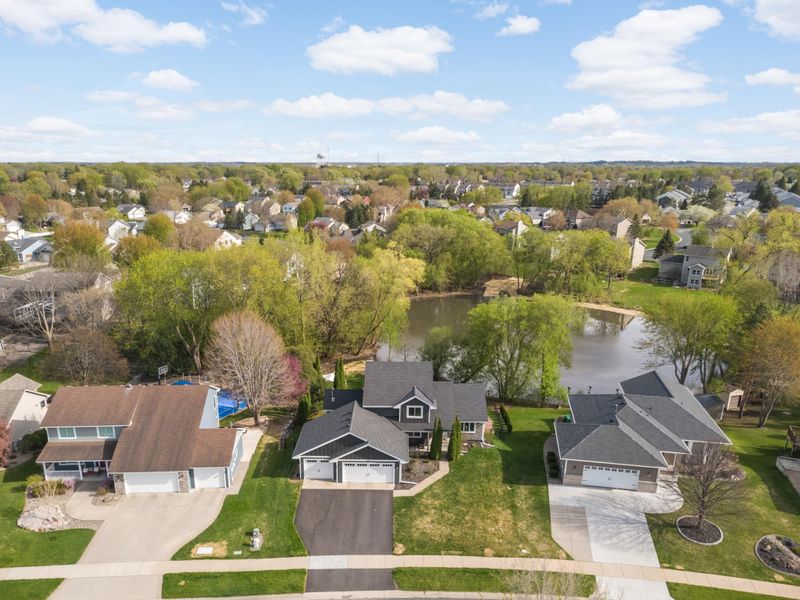 3944 143rd St W, Rosemount, MN 55068