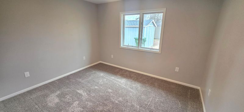 101 E 45th St, Hibbing, MN 55746