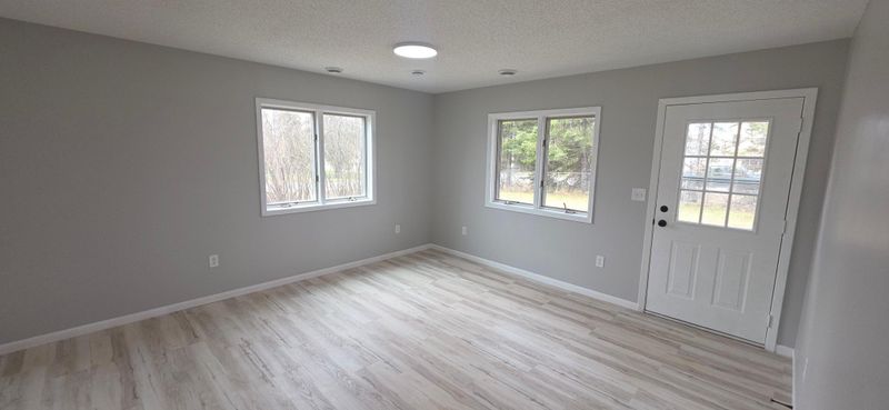 101 E 45th St, Hibbing, MN 55746