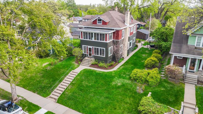 129 Melbourne Ave SE, Minneapolis, MN 55414