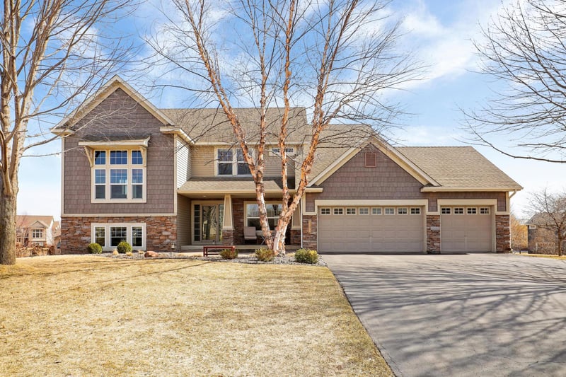 13472 Clearwater Cir, Rogers, MN 55374