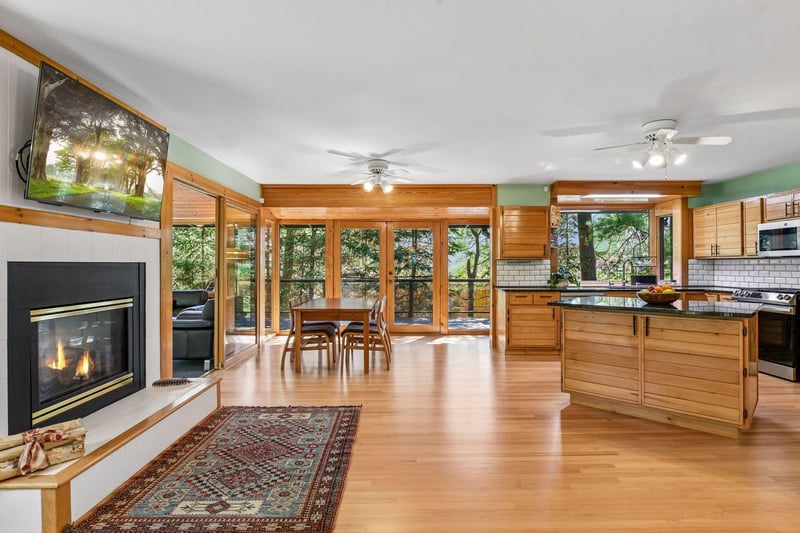 2500 Pearson Pw, Brooklyn Park, MN 55444