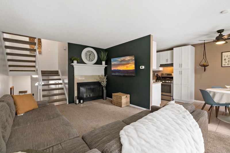3235 Hill Ridge Dr, Eagan, MN 55121