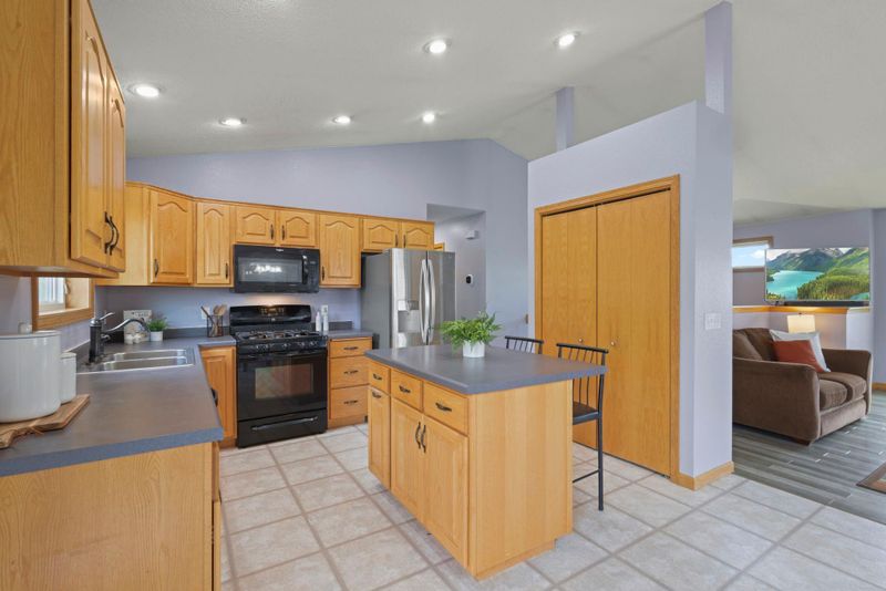 1838 Rodao Dr, River Falls, WI 54022