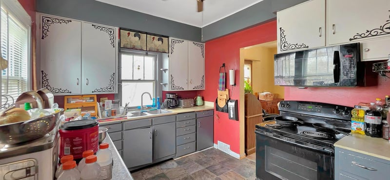 405 S 4th St, Milan, MN 56262