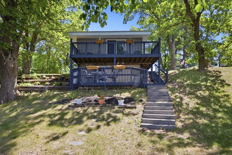 2733 Nevens Ave SW, Cokato, MN 55321