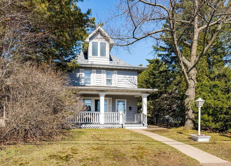 3206 Minnesota Ave, Duluth, MN 55802