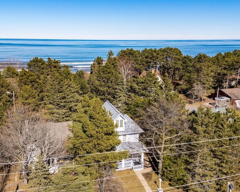 3206 Minnesota Ave, Duluth, MN 55802