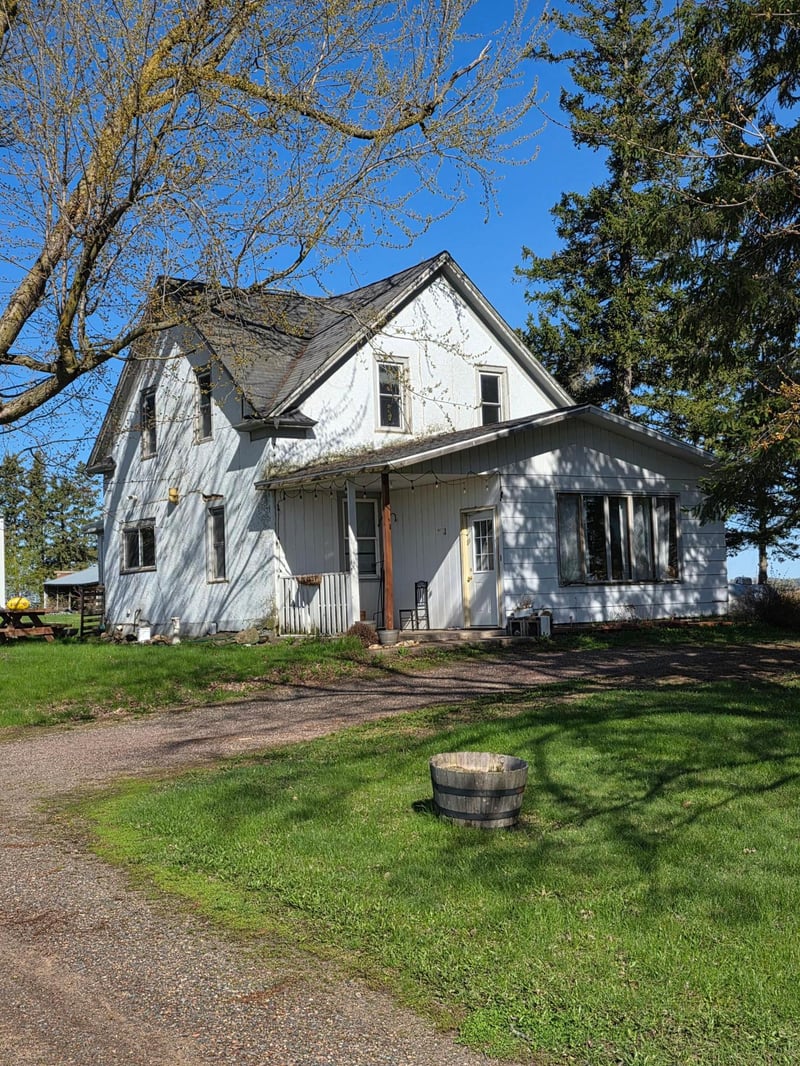 1560 5 1/2 St, Almena, WI 54805