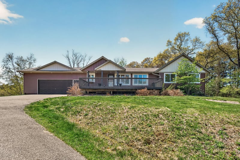 6984 330th Ln NW, Princeton, MN 55371