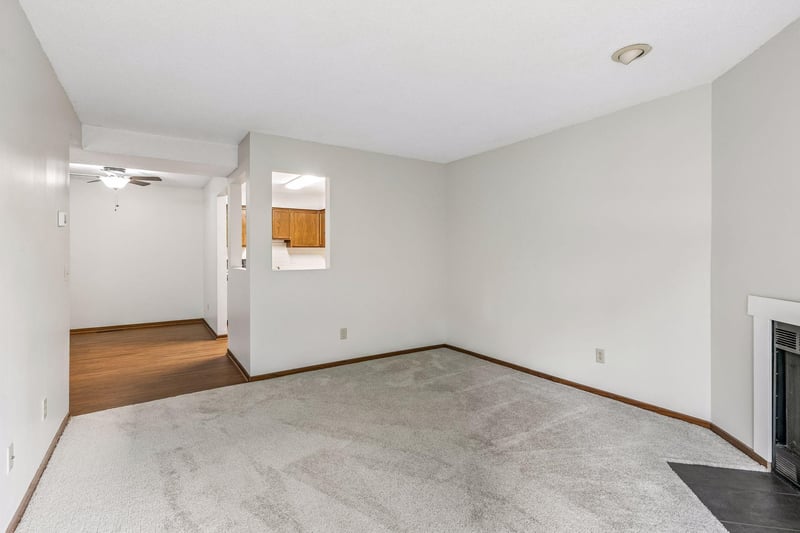 4165 Hilltop Point #102, Eagan, MN 55123