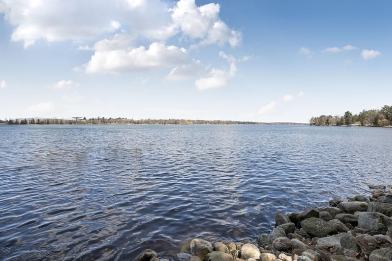 21446 Beach Rd, Deerwood, MN 56444