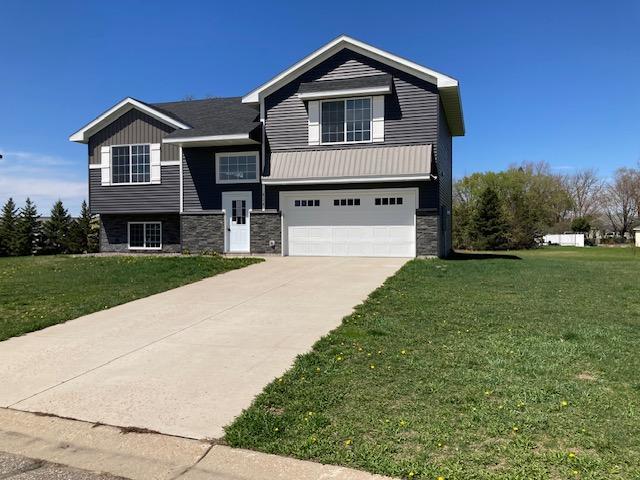 828 Poplar Dr SE, Kimball, MN 55353