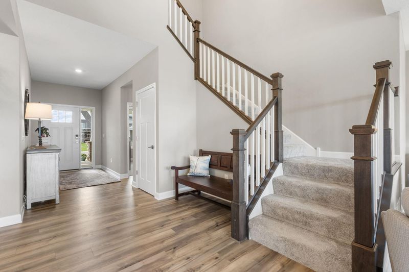 11238 Kingsview Ln N, Maple Grove, MN 55369