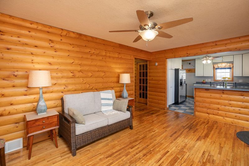 1842 17 1/2 St NW, Rochester, MN 55901