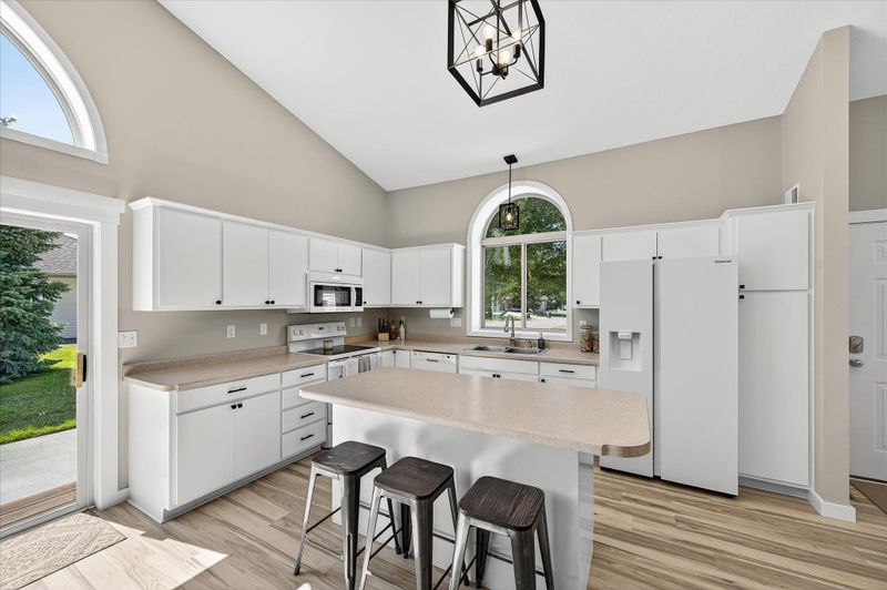 11166 Nikolas Ave SE, Becker, MN 55308