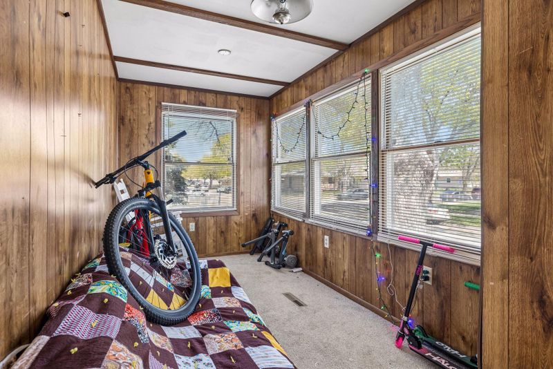 651 Mackubin St, Saint Paul, MN 55103
