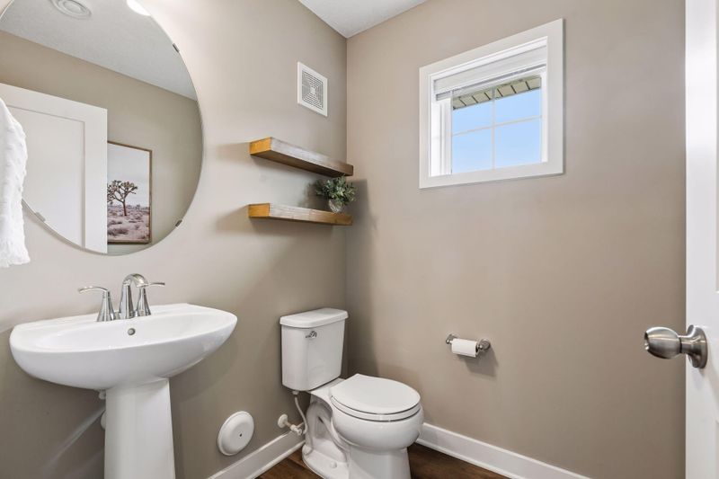 2125 Bay Dr, Lino Lakes, MN 55038