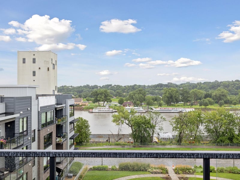256 Spring St #413, Saint Paul, MN 55102