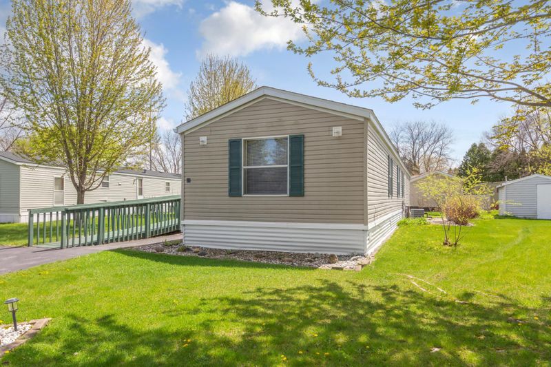 2126 3rd Ave NW #93, Owatonna, MN 55060