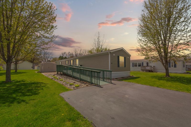 2126 3rd Ave NW #93, Owatonna, MN 55060