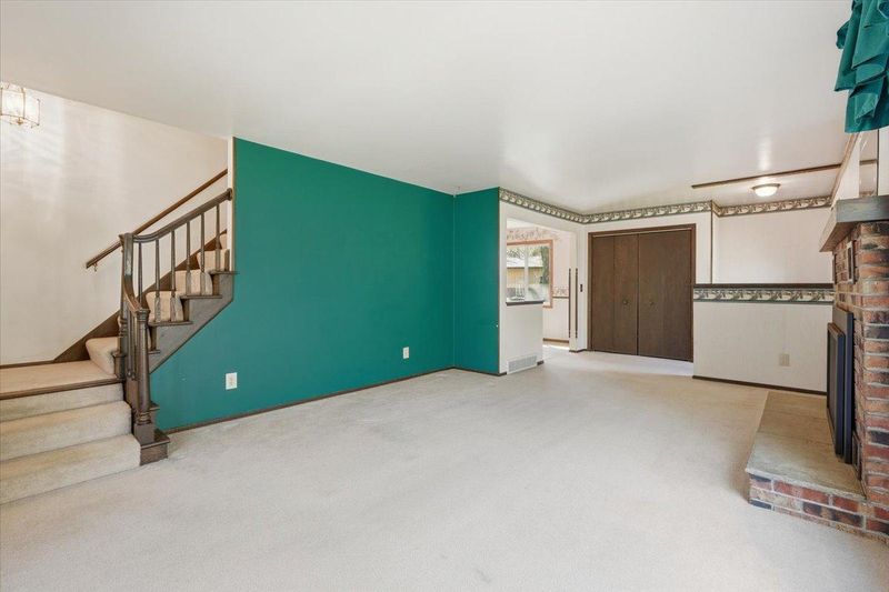 N7513 910th St, River Falls, WI 54022