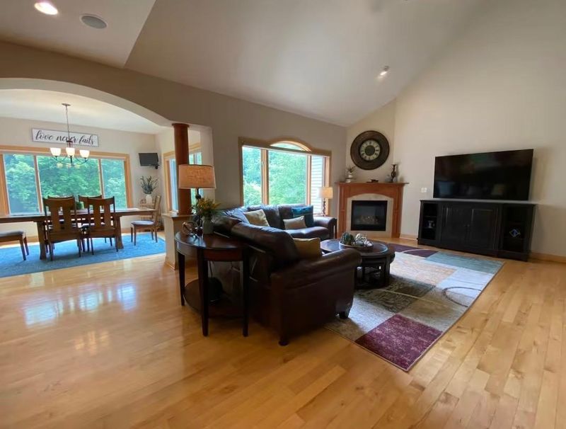 6448 Granite Dr NW, Rochester, MN 55901