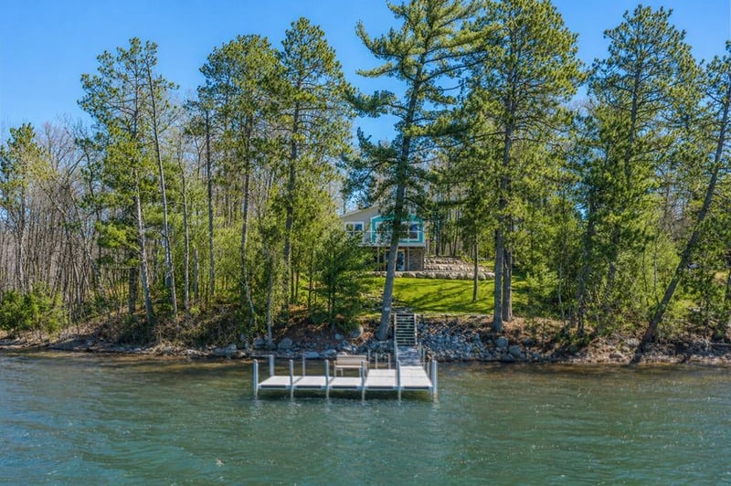 21352 Deshayes Dr, Emily, MN 56447