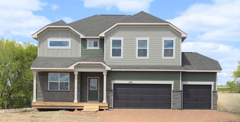 1741 Oak Creek Ps, Chaska, MN 55318