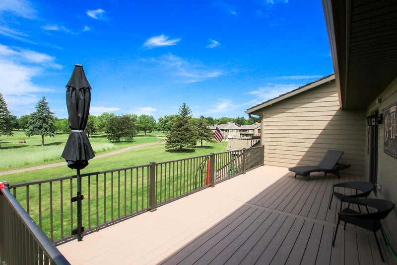 970 Rolling Greens Ln NW, Hutchinson, MN 55350