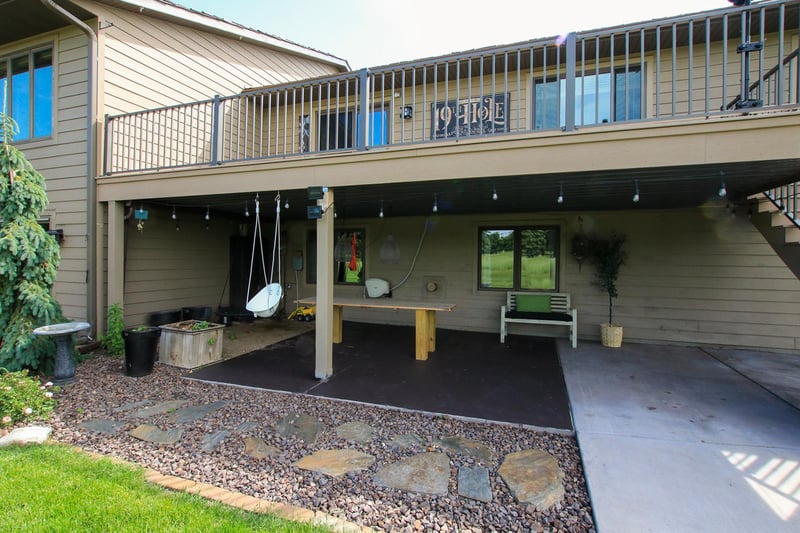 970 Rolling Greens Ln NW, Hutchinson, MN 55350