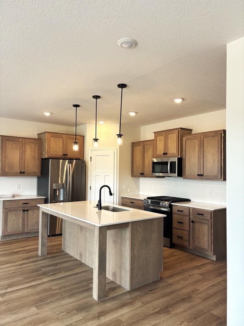 538 Tulare Ter, Newport, MN 55055