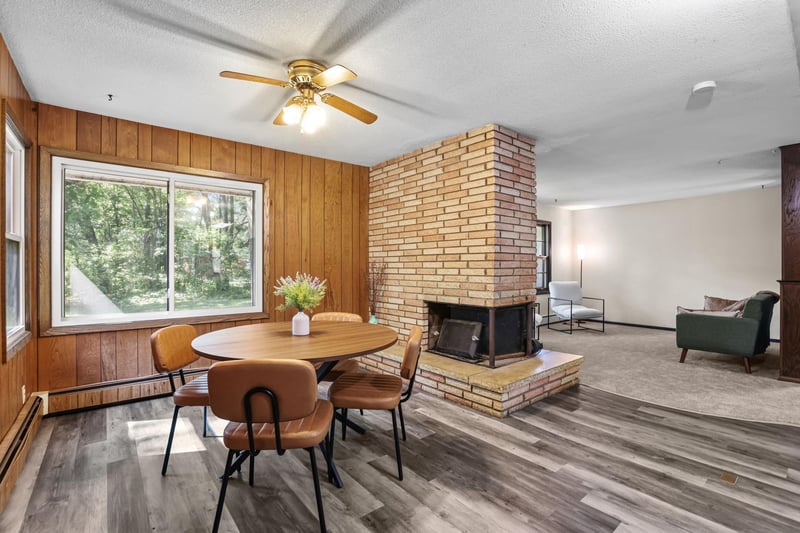 301 Shawn St SE, Isanti, MN 55040