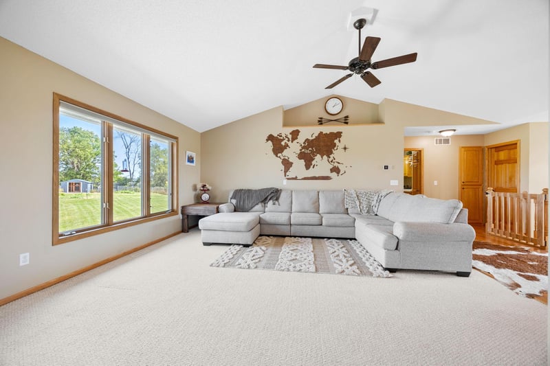 25250 Tucker Rd, Rogers, MN 55374