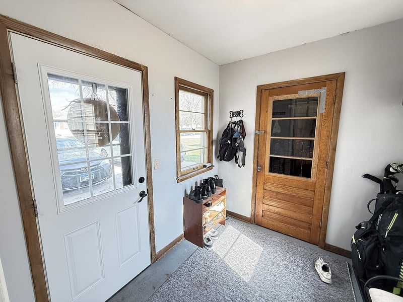 319 3rd St SW, Clara City, MN 56222