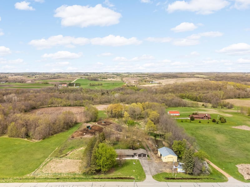 6811 Millersburg Blvd, Lonsdale, MN 55046