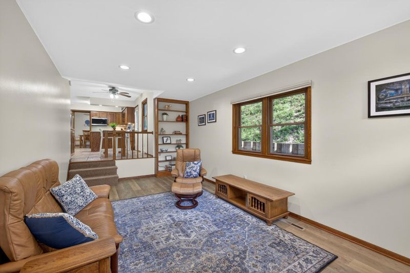 537 17th St NW, Rochester, MN 55901